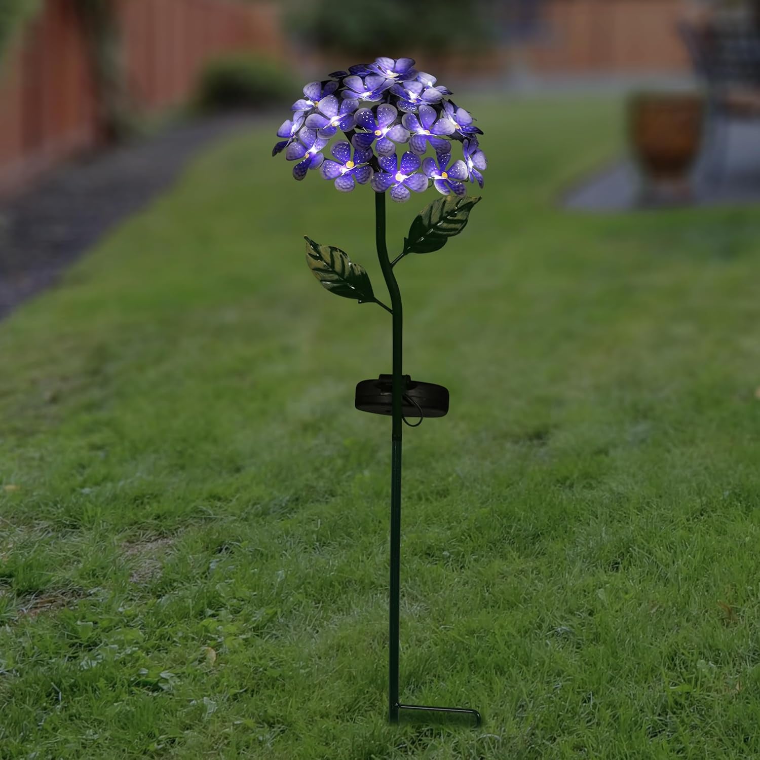 Hydrangea Flower Garden Stake Solar Lights with 26 LEDs, Metal Outdoor Accent in Purple, 7 x 21.5 Inches