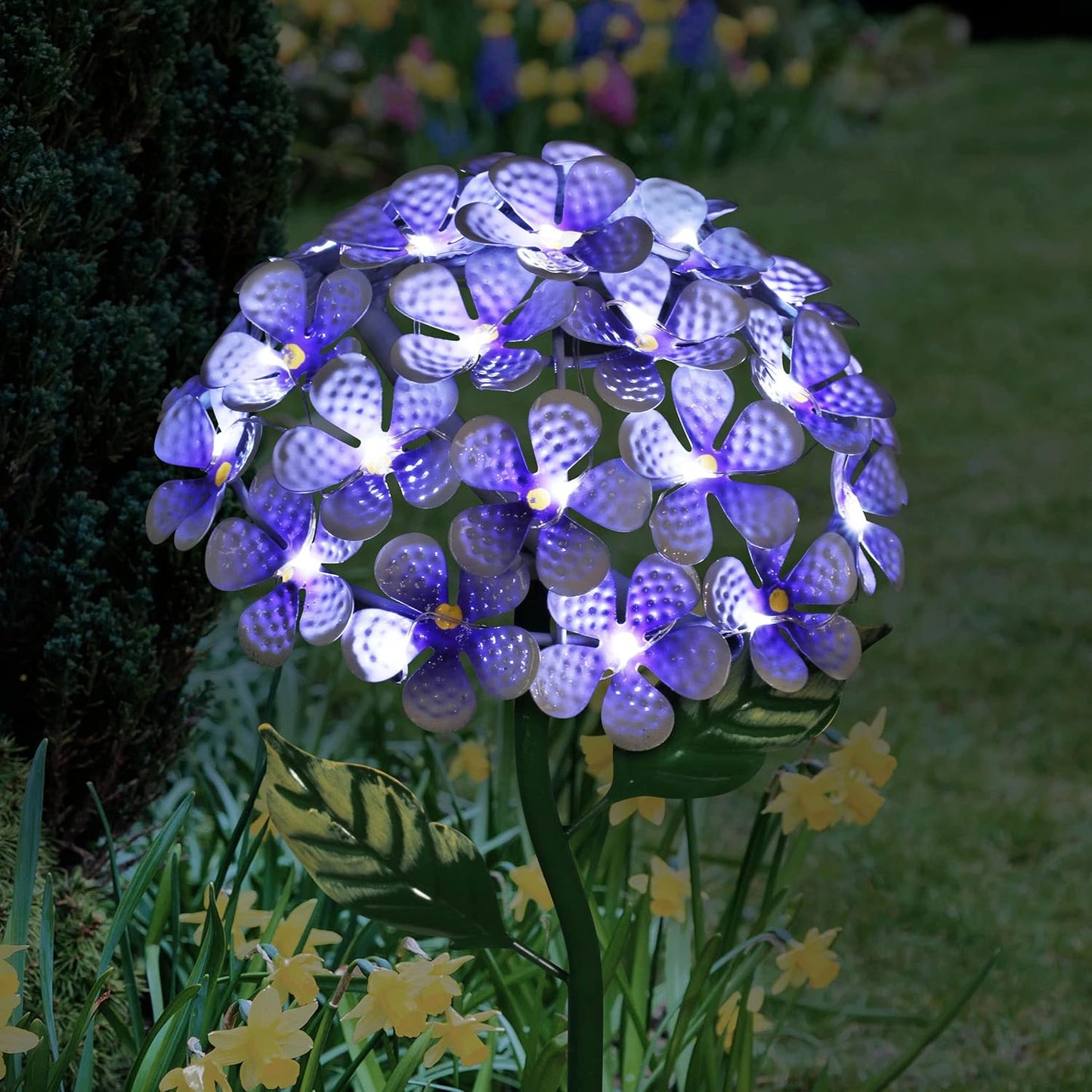 Hydrangea Flower Garden Stake Solar Lights with 26 LEDs, Metal Outdoor Accent in Purple, 7 x 21.5 Inches